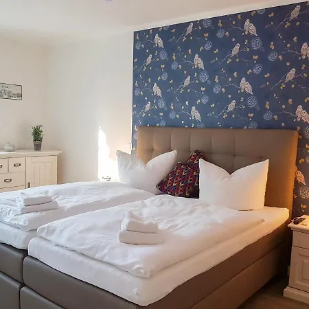 Bernstein Mare Rose 5 Apartman *